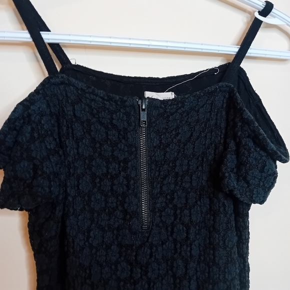 Silence + Noise Urban  Outfitter A-Line Off The Shoulder 3D Floral size Small - Picture 5 of 9